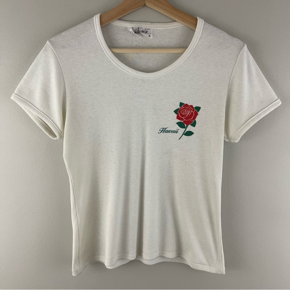 !SOLD! Hanes Designer Tee Vintage 90’s White Hawaii Rose Graphic Destination Tee - Picture 1 of 9